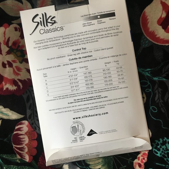 Silks Classics control top Sheer pantyhose - Picture 2 of 2
